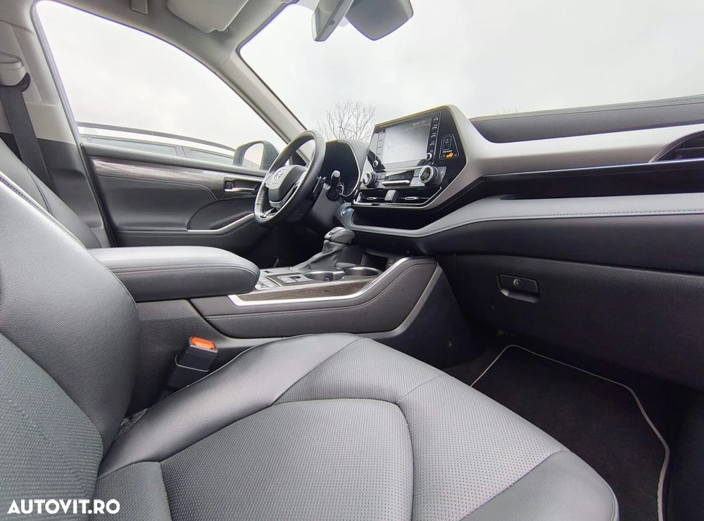 Toyota Highlander 2.5 L Hybrid Dynamic Force 248CP Exclusive Pearly - 7