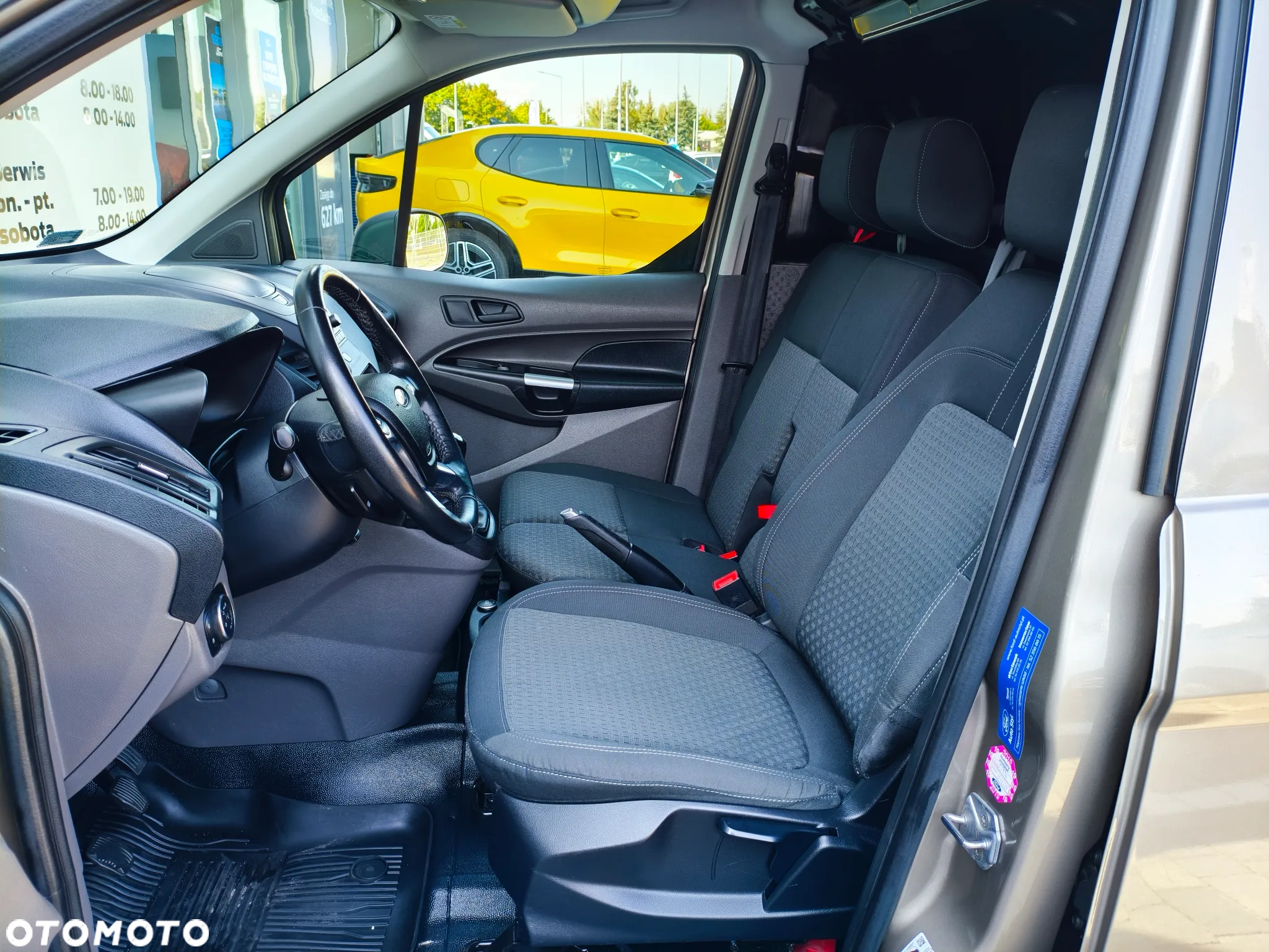Ford Transit Connect L2 - 9