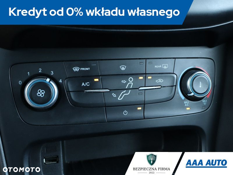 Ford Focus - 13