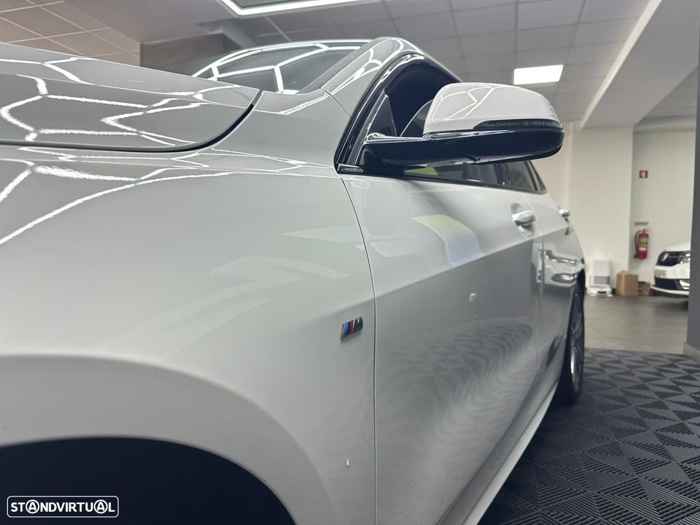 BMW 116 d Pack 50 anos M Auto - 9