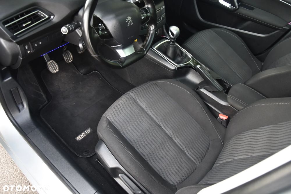 Peugeot 308 1.6 BlueHDi Business Line S&S - 25
