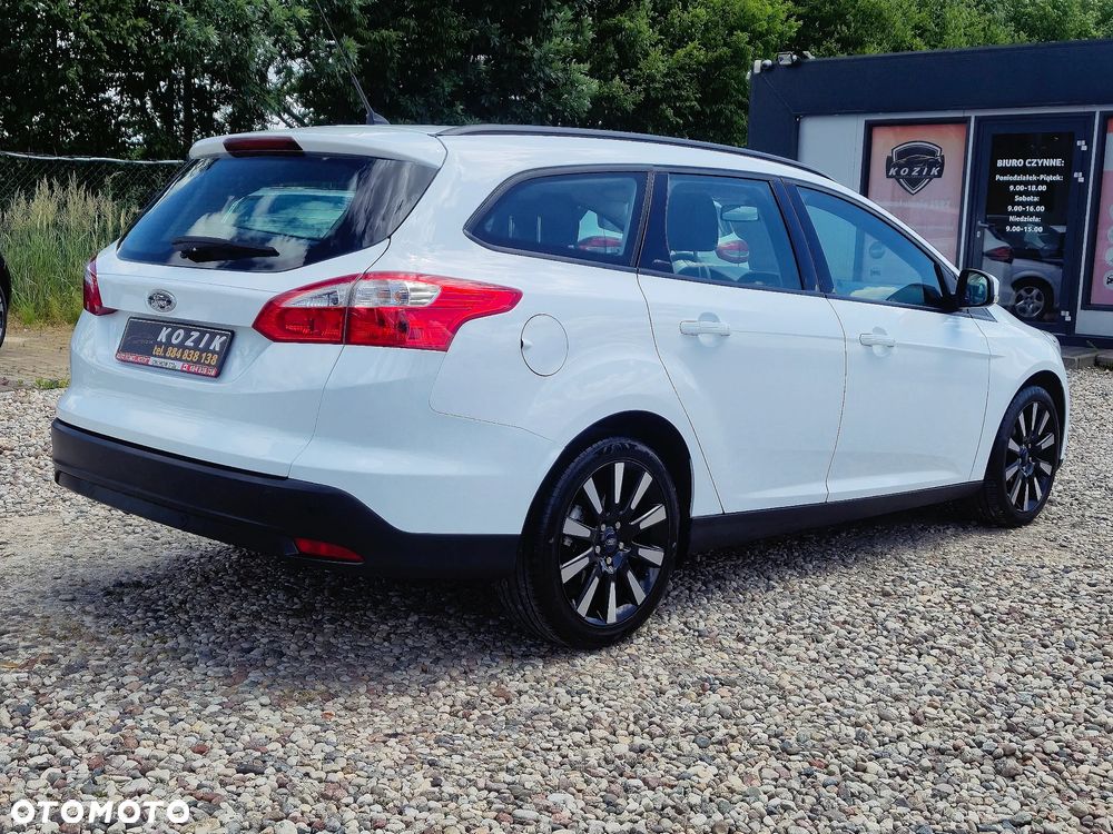 Ford Focus 1.6 TDCi DPF SYNC Edition - 10