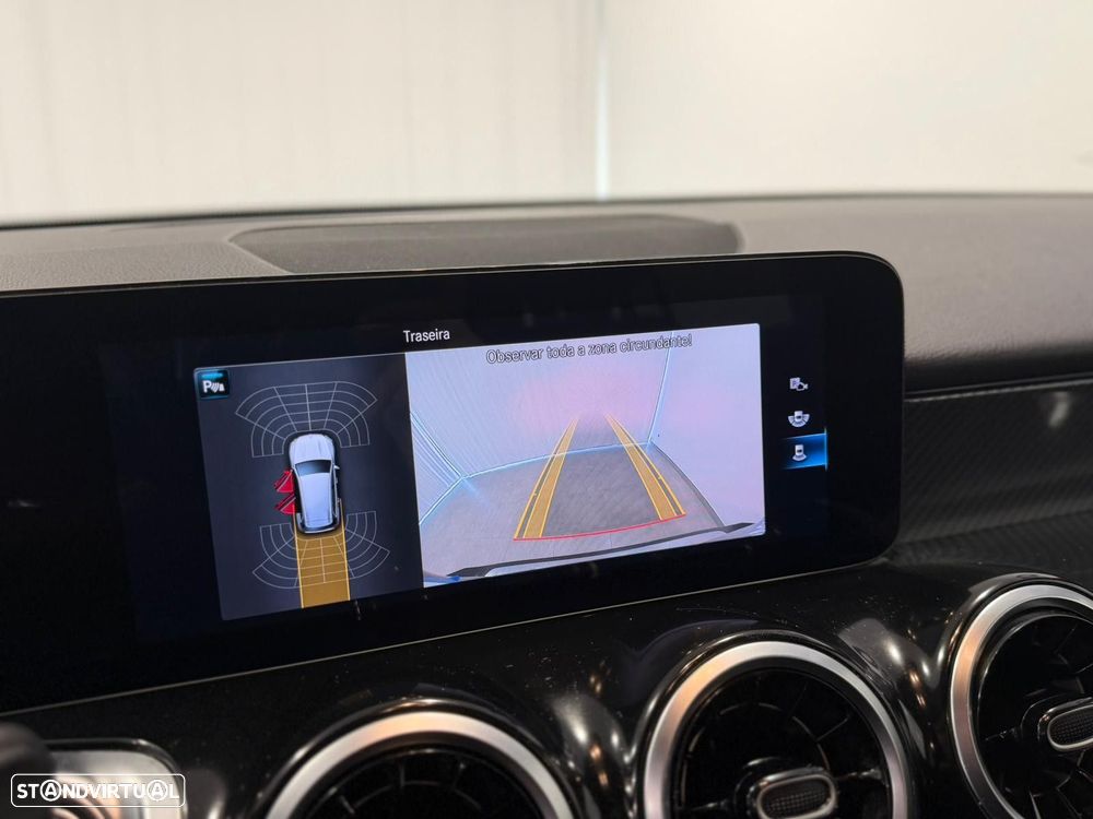 Mercedes-Benz GLB 180 d AMG Line - 11