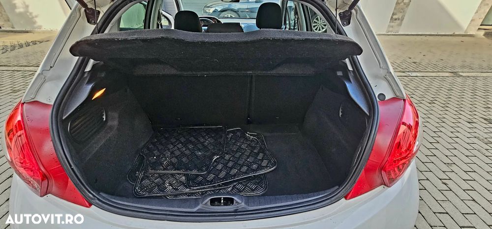 Peugeot 208 PureTech 68 Active - 10