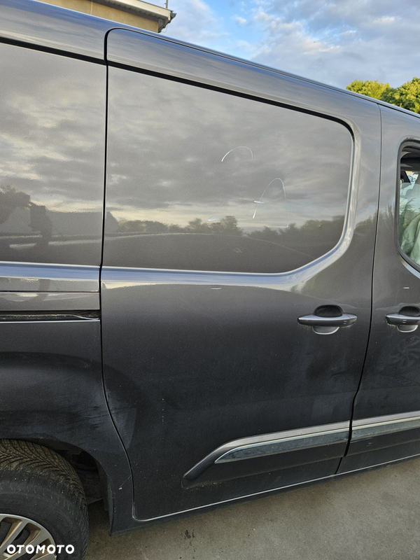 Toyota Proace city drzwi przesuwne prawe