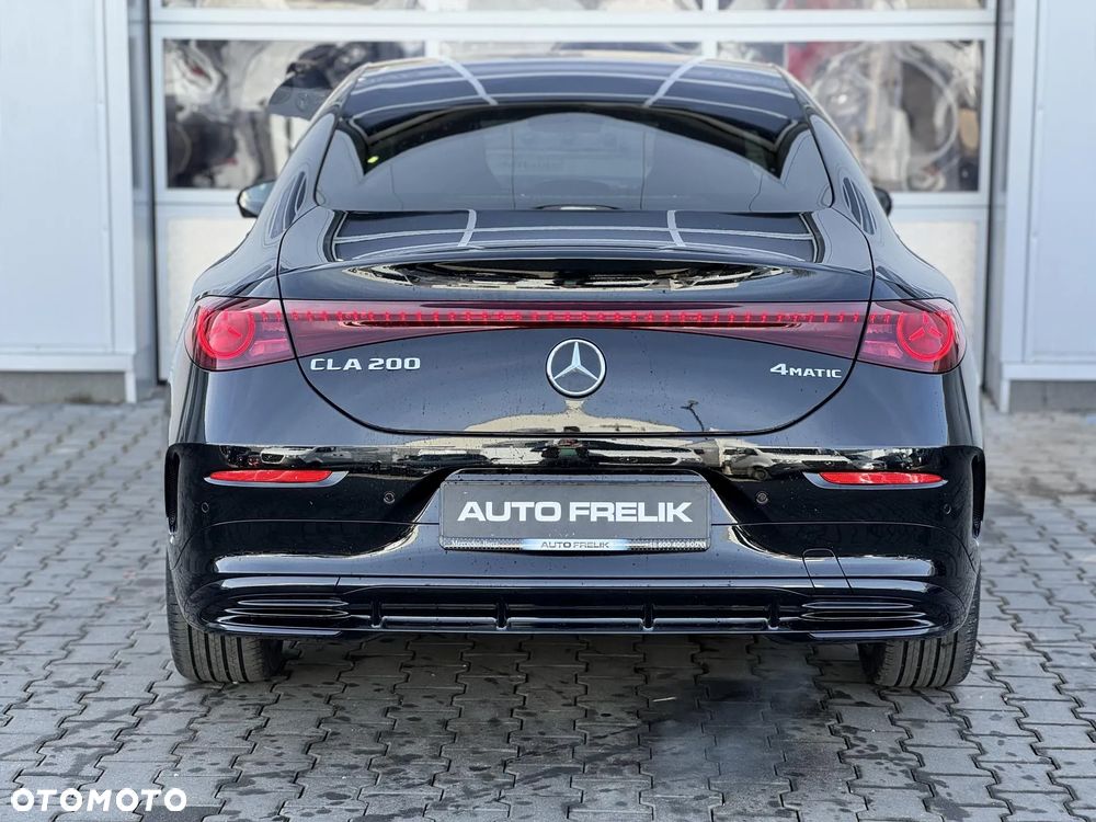 Mercedes-Benz CLA 200 mHEV 4-Matic 8G-DCT - 10