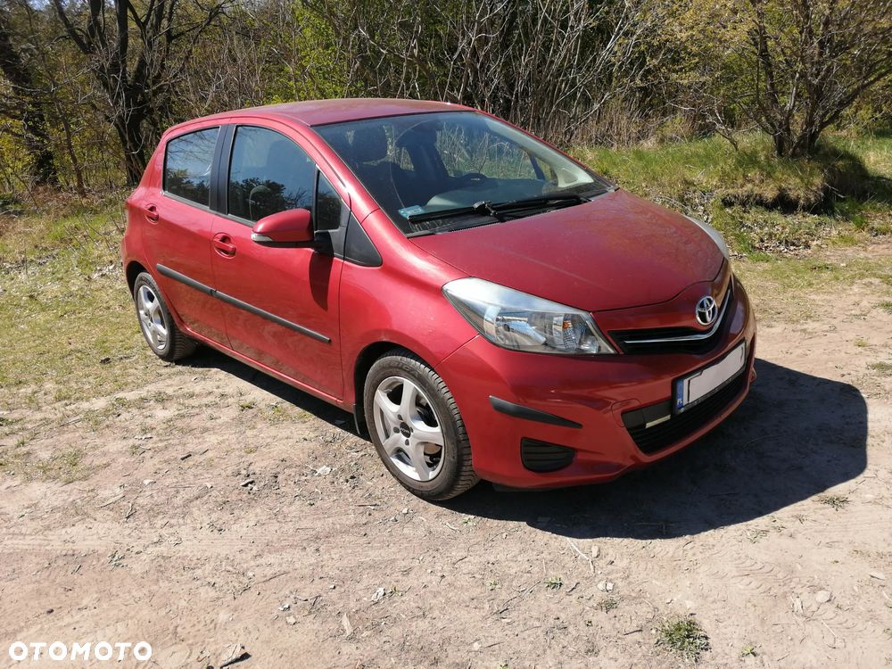 Toyota Yaris 1.33 Premium - 9