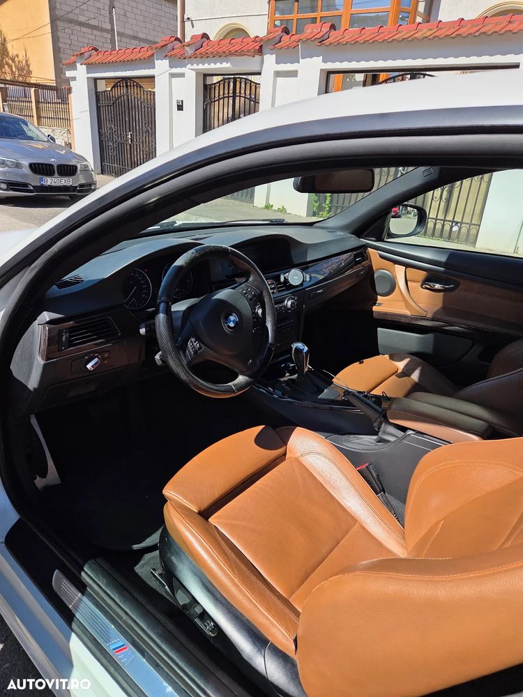 BMW Seria 3 320d - 16