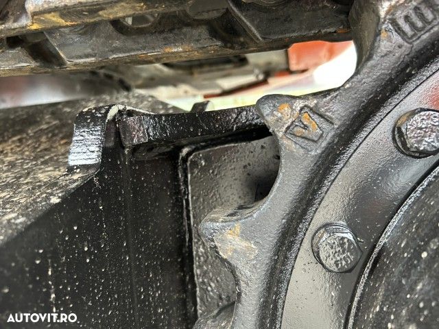 Hitachi ZX 135 US-6 - 19