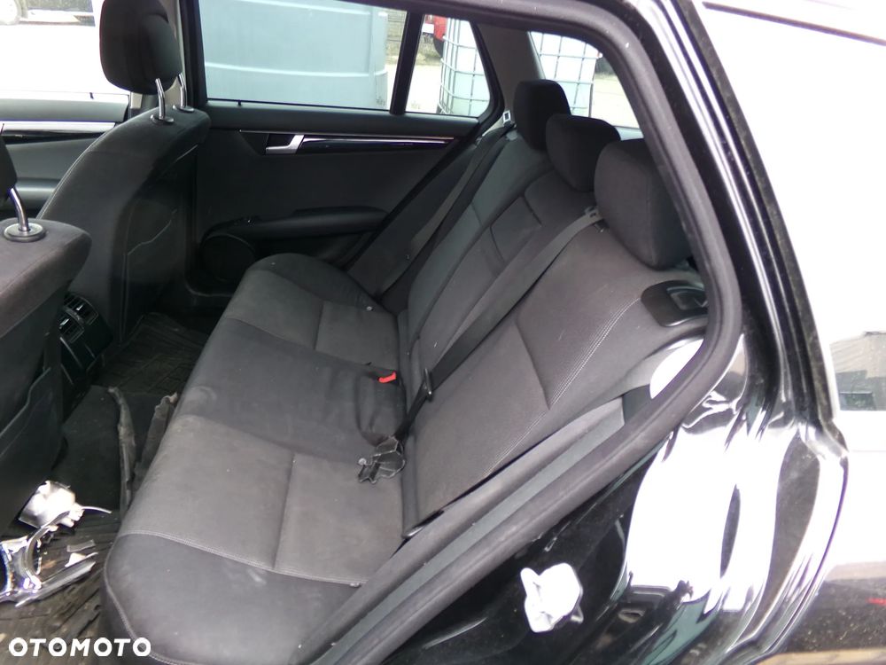 Mercedes-Benz Klasa C 200 CDI DPF Automatik BlueEFFICIENCY - 11