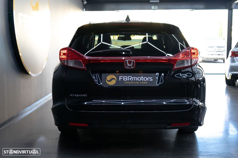 Honda Civic Tourer 1.6 i-DTEC Comfort Navi — fotografia 4