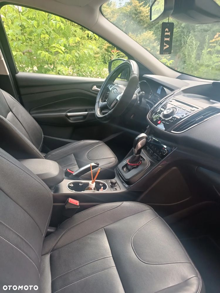 Ford Kuga 2.0 TDCi 4x4 Titanium - 7