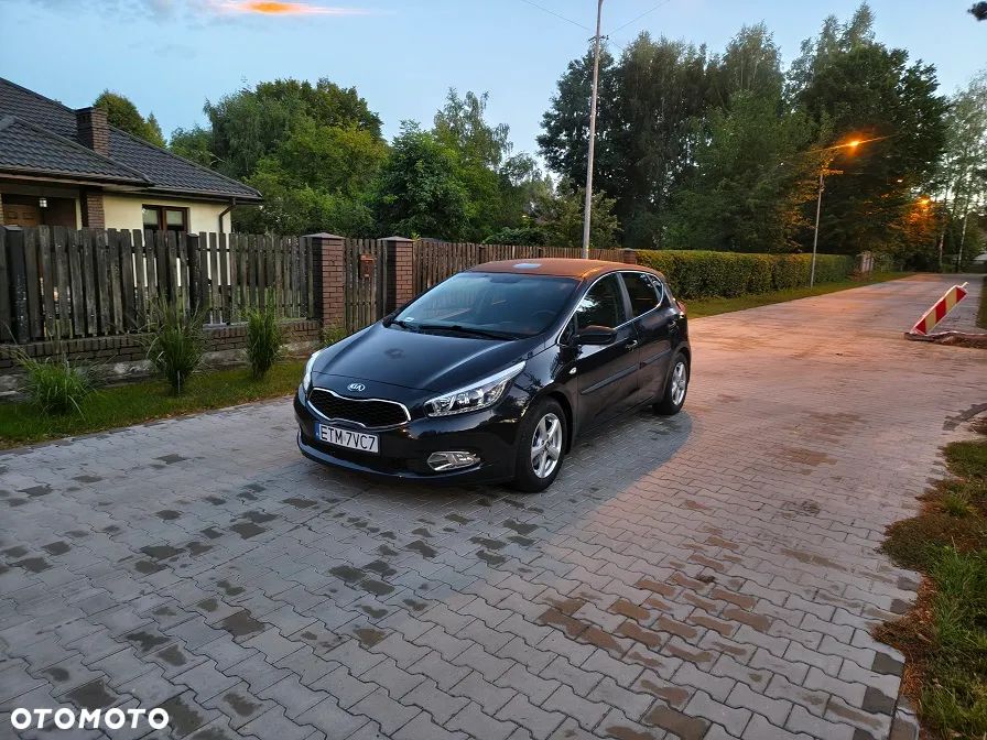 Kia Ceed 1.6 GDI L Business Line - 30