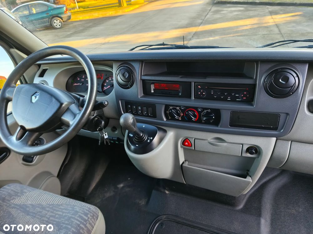 Renault Master Koniowóz 2.5dci Klima Automat - 20