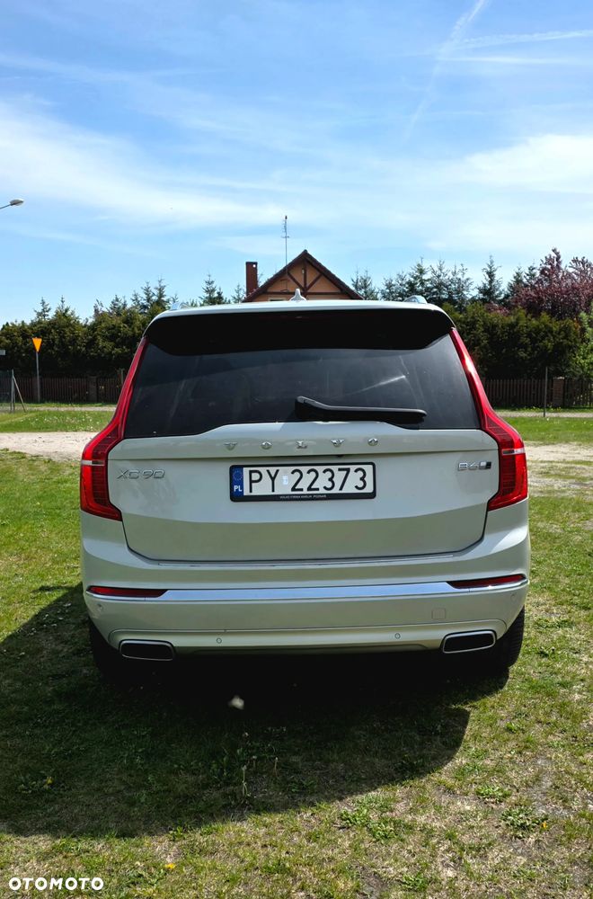 Volvo XC 90 - 4