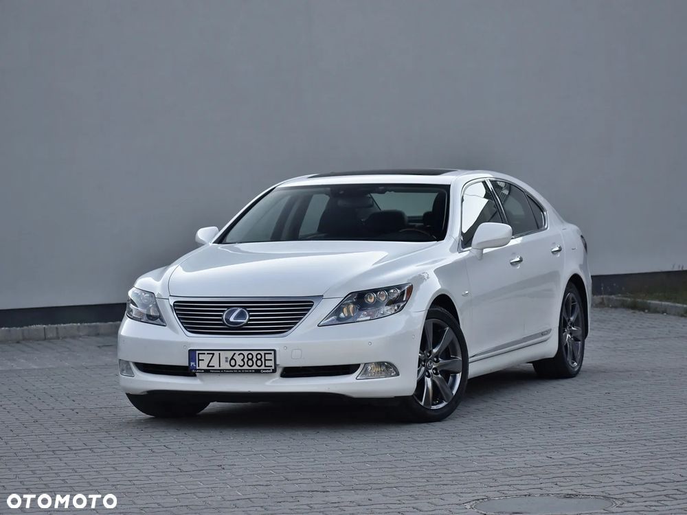 Lexus LS 600h Superior - 6