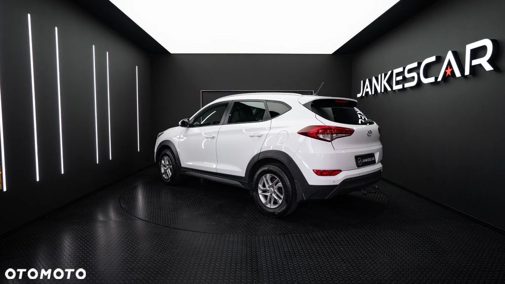 Hyundai Tucson - 4