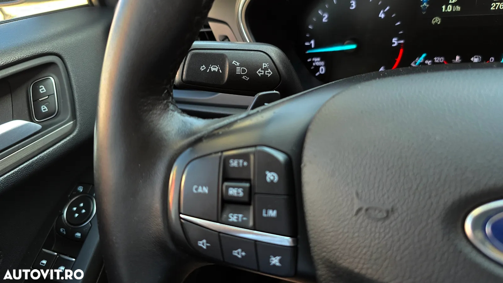 Ford Focus 1.5 EcoBlue Start-Stopp-System Aut. TITANIUM - 27