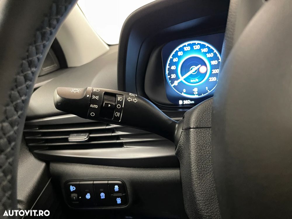 Hyundai i20 1.0 l T-GDi MHEV 100CP 7DCT 5DR Led Line - 25