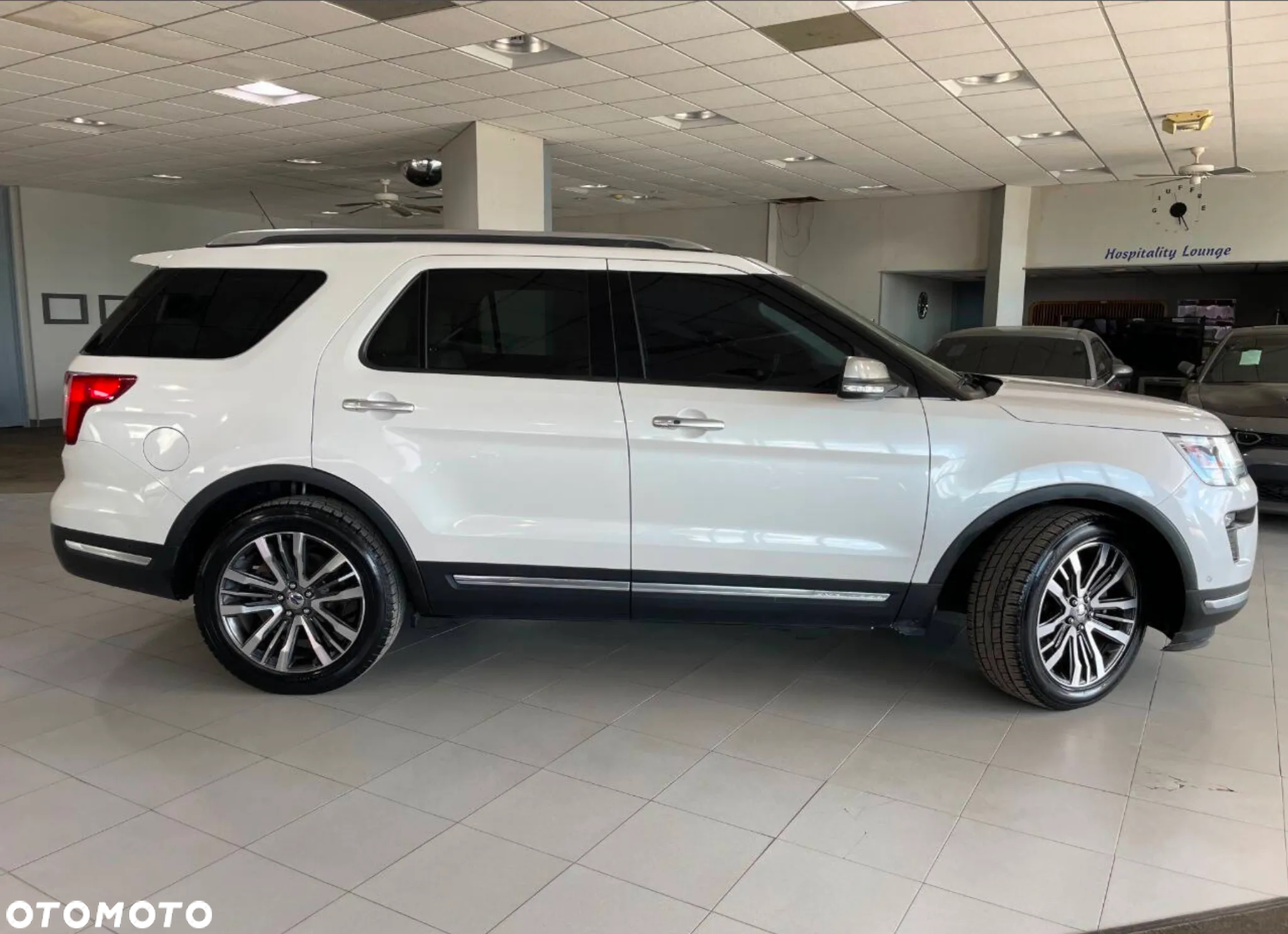 Ford Explorer - 9