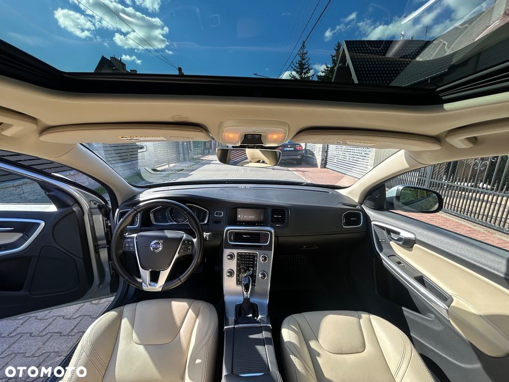 Volvo S60 T5 Drive-E R-Design Momentum - 12