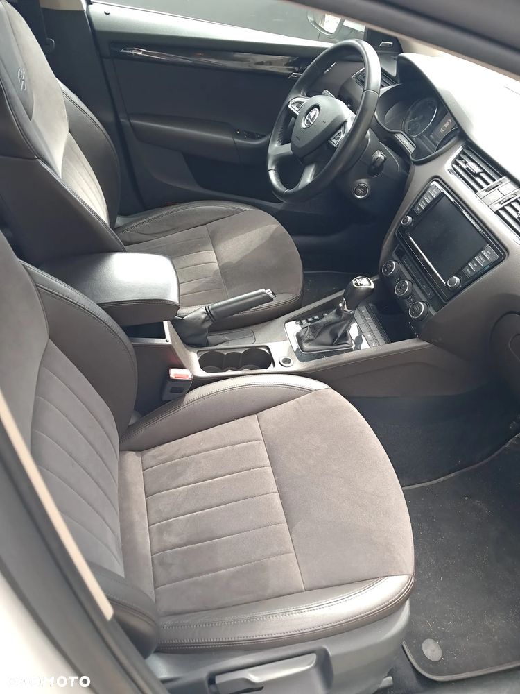 Skoda Octavia 1.8 TSI Edition DSG - 6