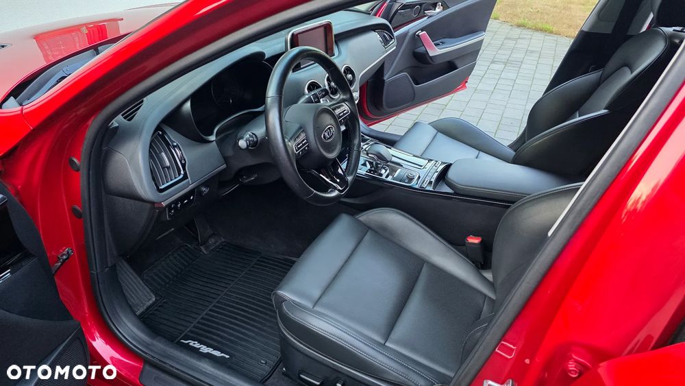 Kia Stinger 2.0 T-GDI L - 26