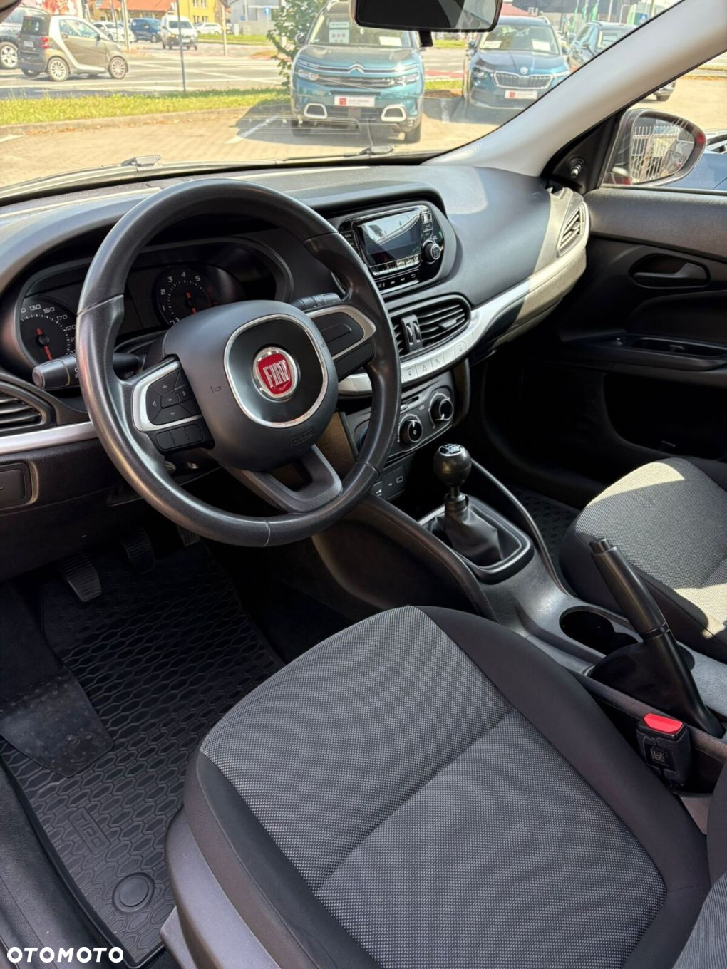 Fiat Tipo 1.4 16v Lounge EU6d - 11