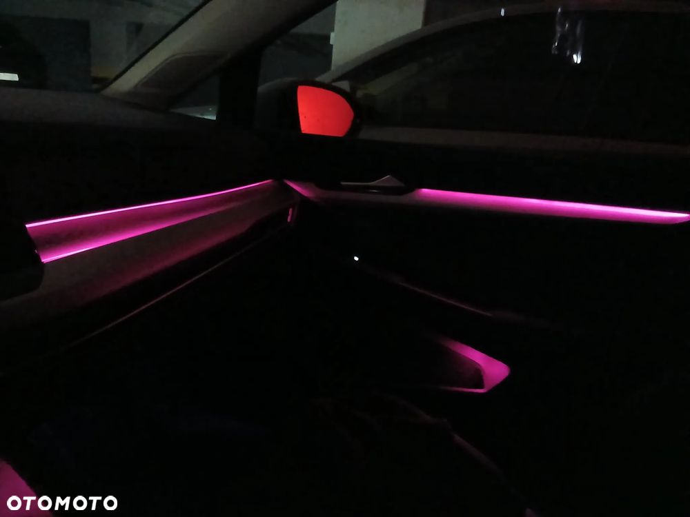 Volkswagen Golf - 11