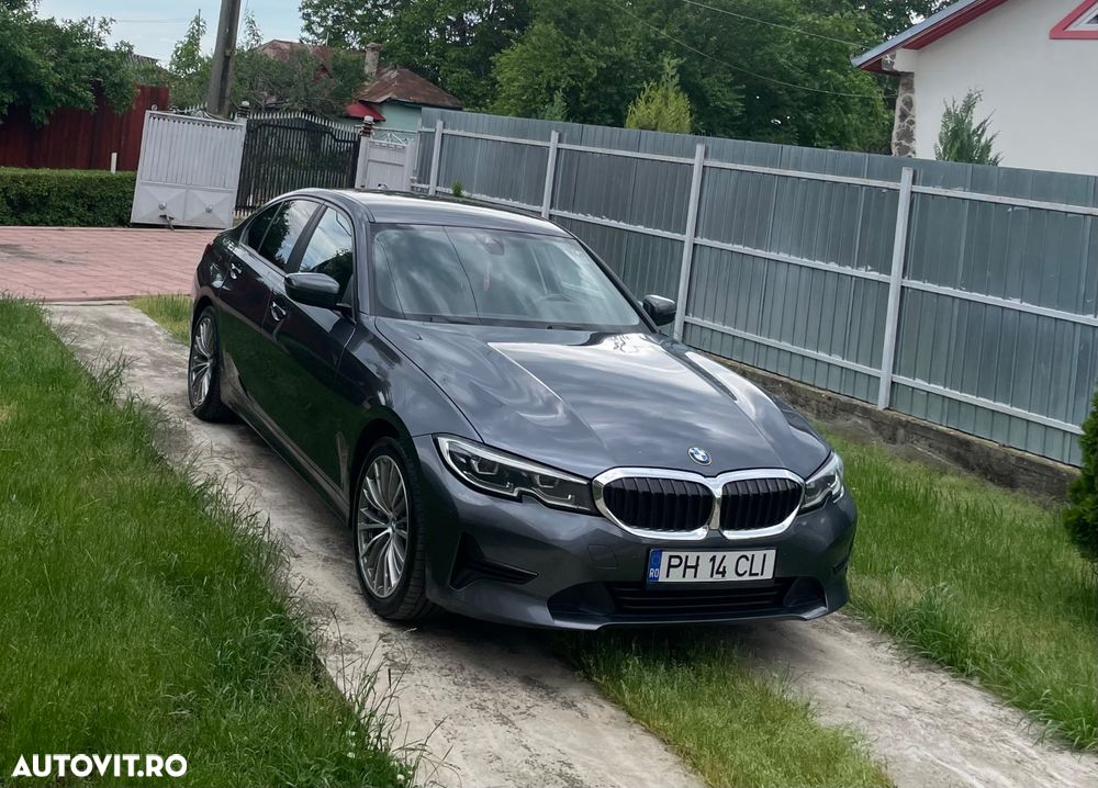 BMW Seria 3 330e Aut. Luxury Line - 2