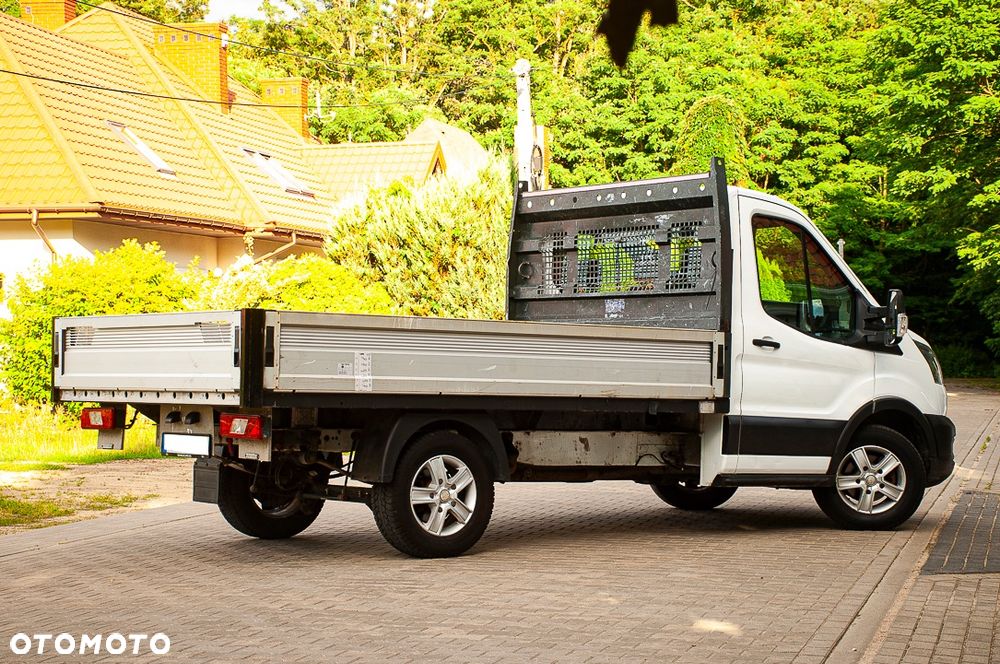 Ford Transit - 26