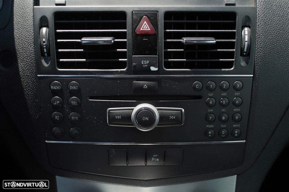 Mercedes-Benz C 320 - 22