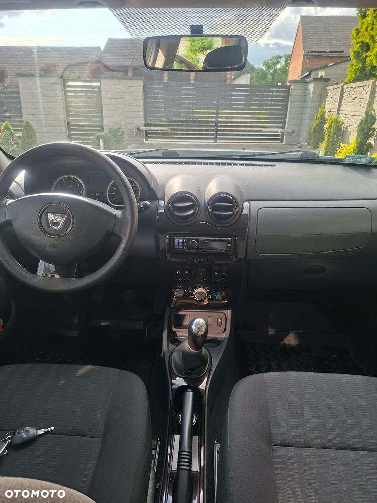 Dacia Duster 1.6 Laureate - 8