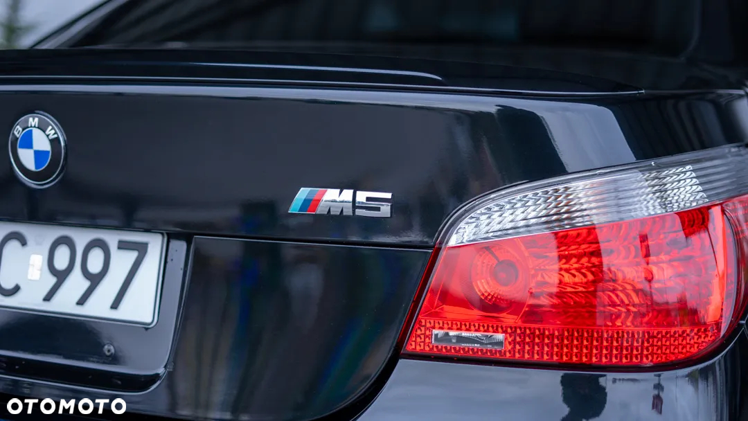 BMW M5 Standard - 40