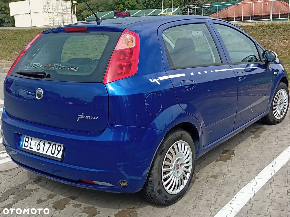 Fiat Grande Punto - 4