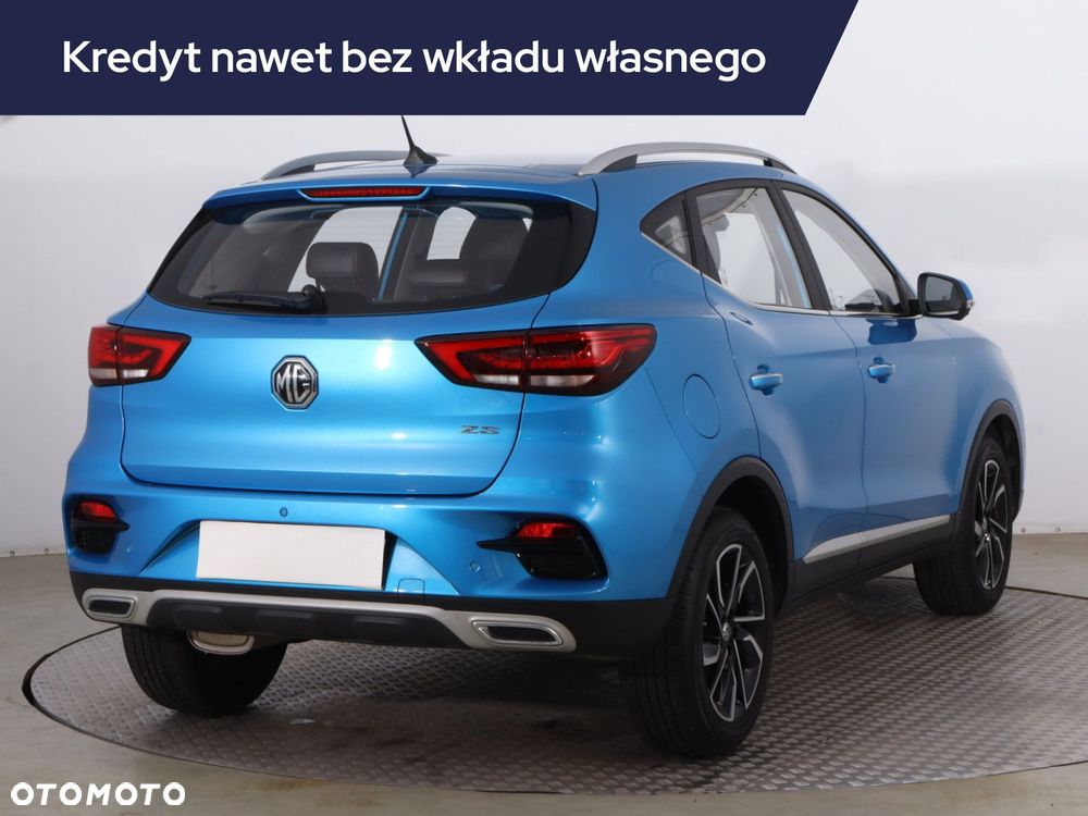 MG ZS - 7