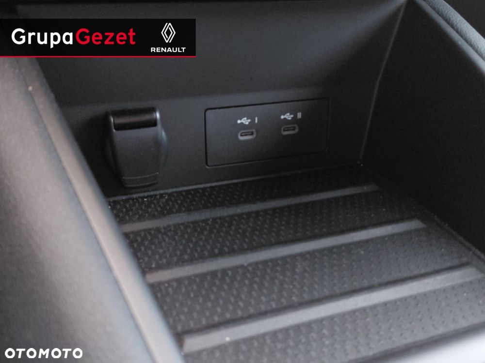 Renault Captur - 32