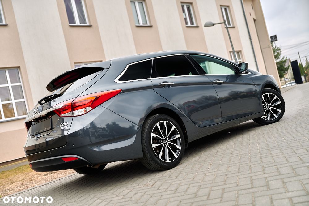 Hyundai i40 Kombi 1.7 CRDi DCT Premium - 6