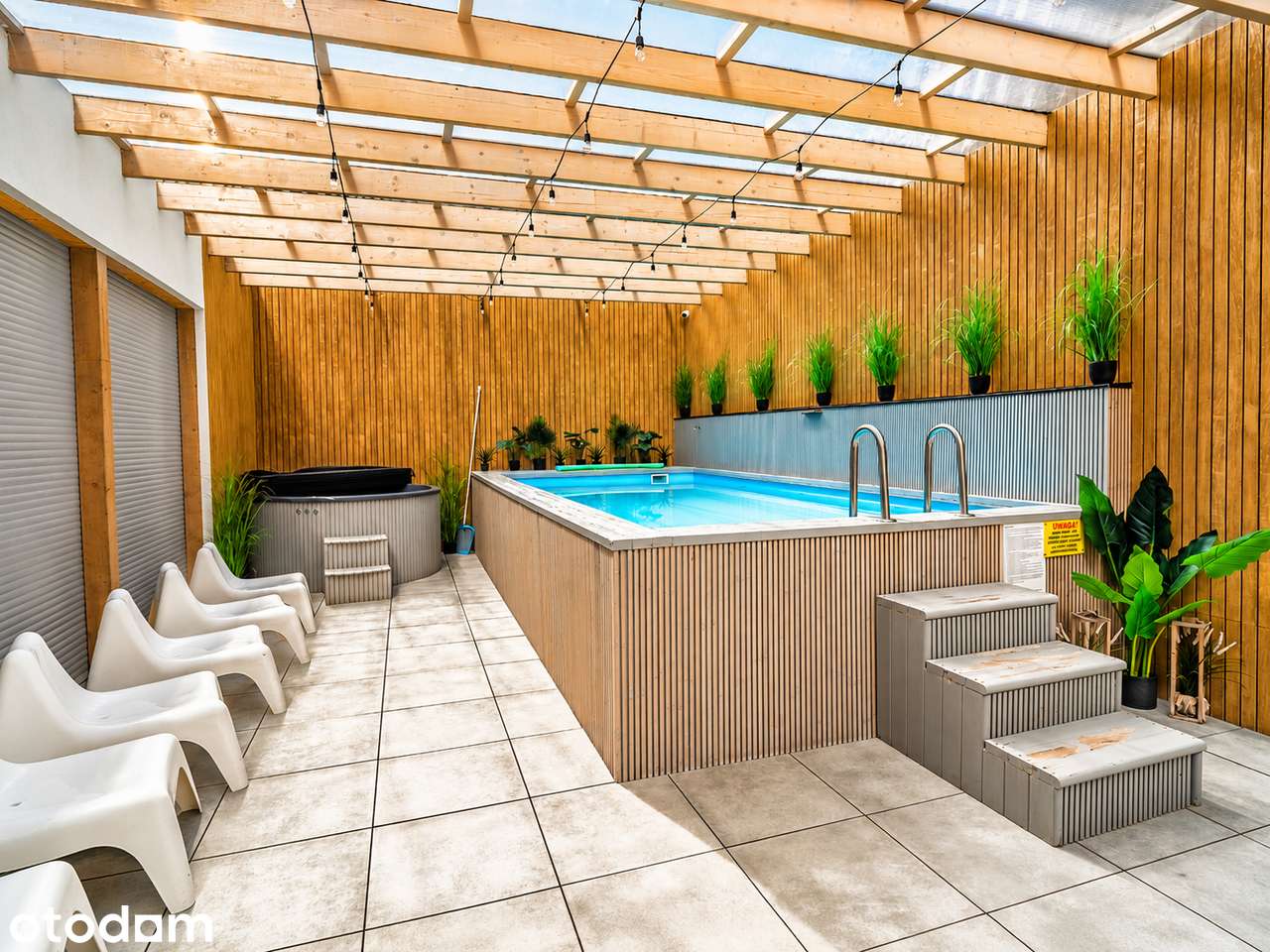Basen, sauna , jacuzzi - domek na własność