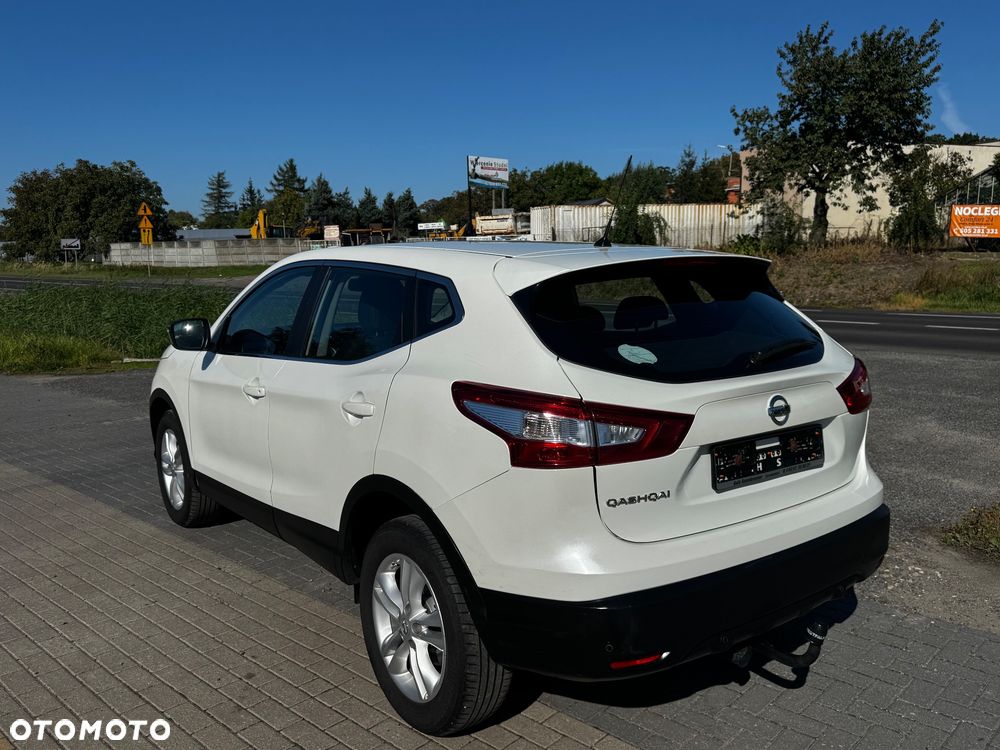 Nissan Qashqai 1.6 DIG-T Visia - 6