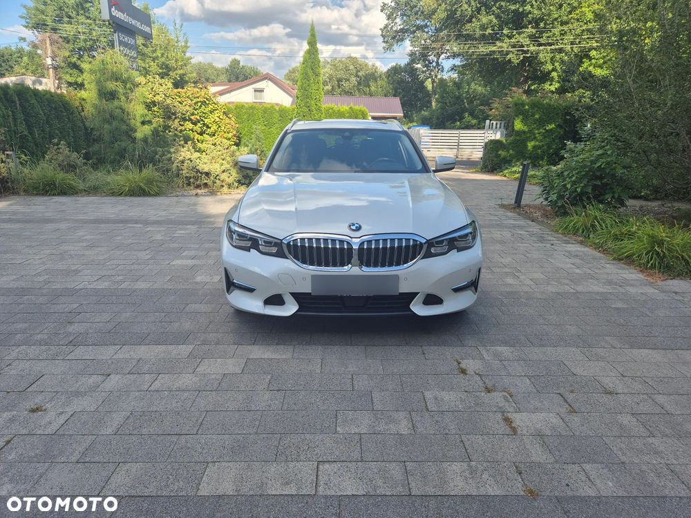 BMW Seria 3 320d MHEV Luxury Line - 2