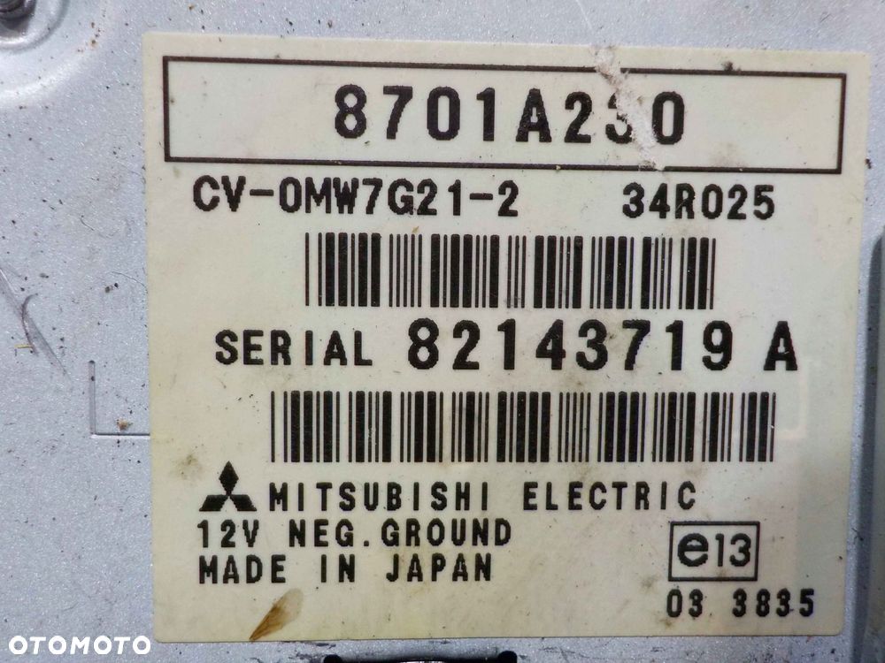 MITSUBISHI OUTLANDER II 08r wzmacniacz 8701A230 82143719A - 8
