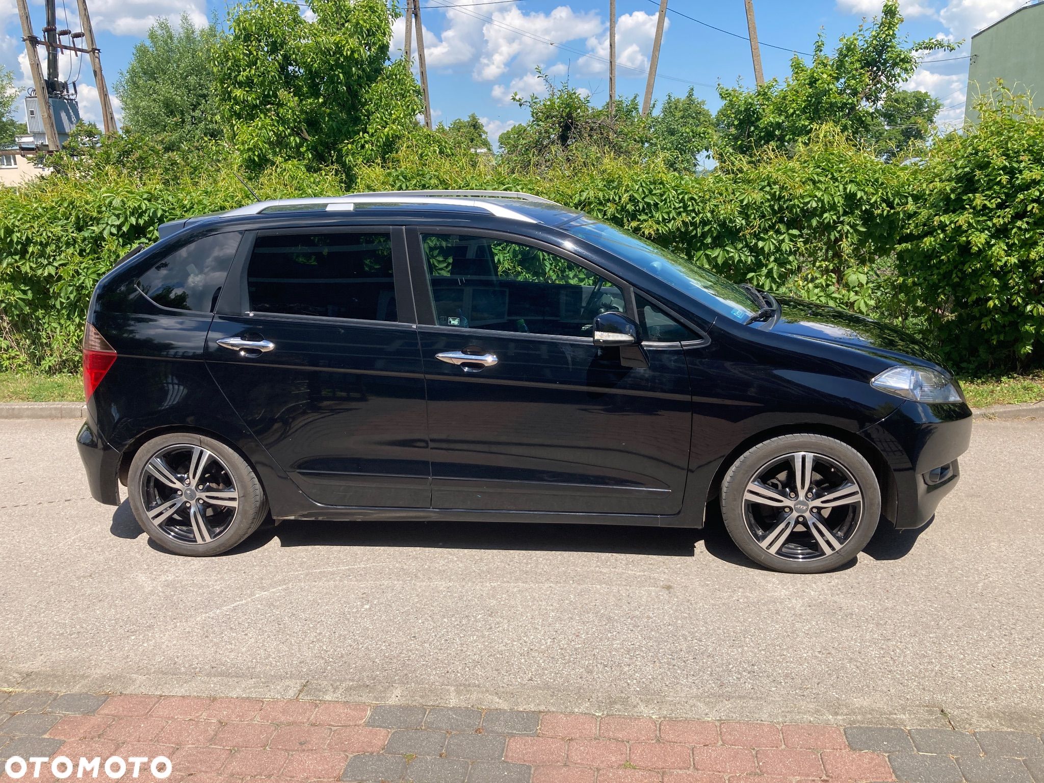 Honda FR-V - 1