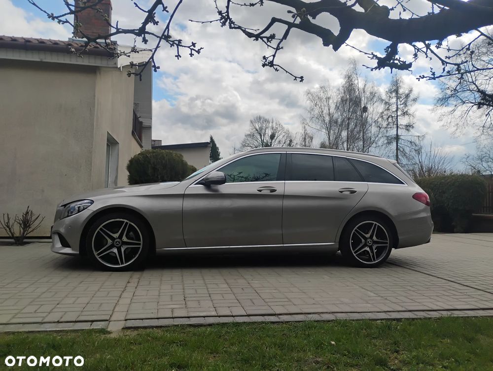 Mercedes-Benz Klasa C 220 d 9G-TRONIC Avantgarde - 4