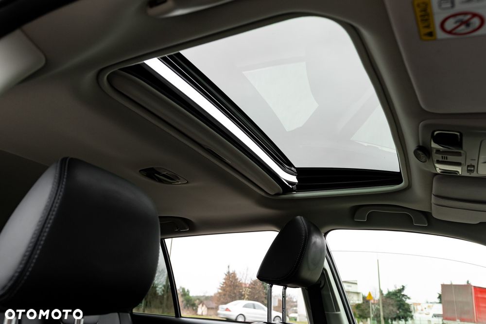 Subaru Outback 2.5RC NAV - 27