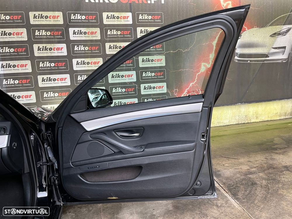 BMW M550d xDrive Auto - 55