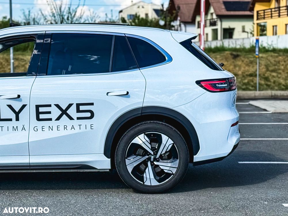 Geely Ex5 60.22 kWh MAX - 33