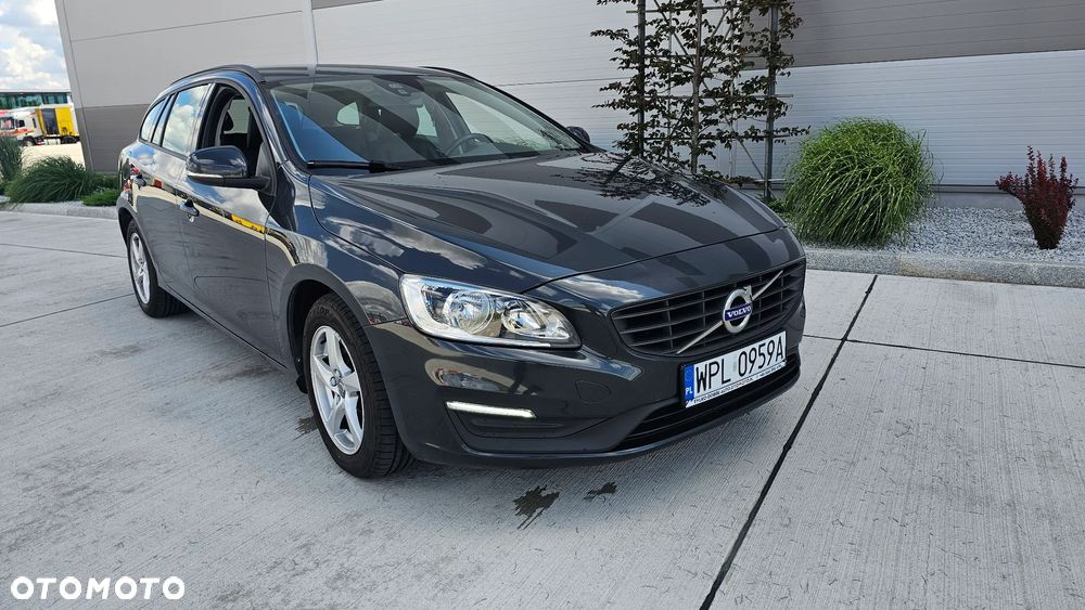 Volvo V60 D2 Drive-E Momentum - 31