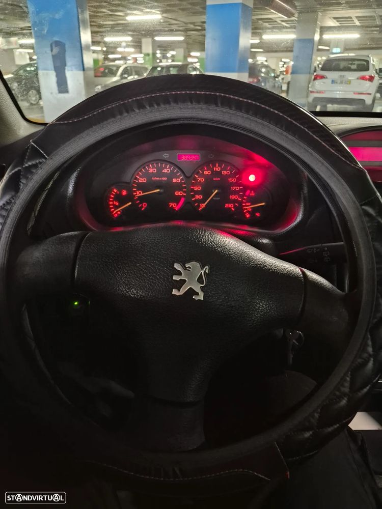 Peugeot 206 1.1 XT - 8