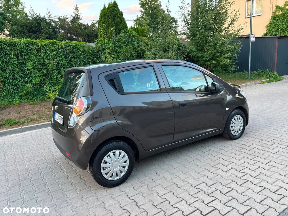 Chevrolet Spark - 15